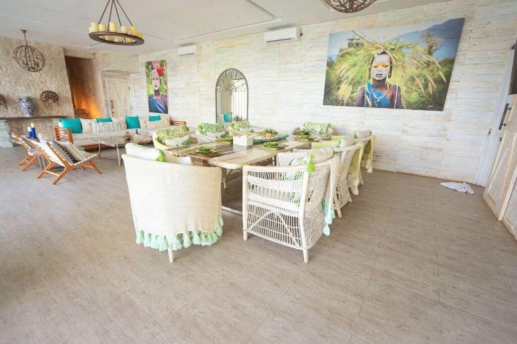 Nusa Dua Ocean View With Private Beach エクステリア 写真