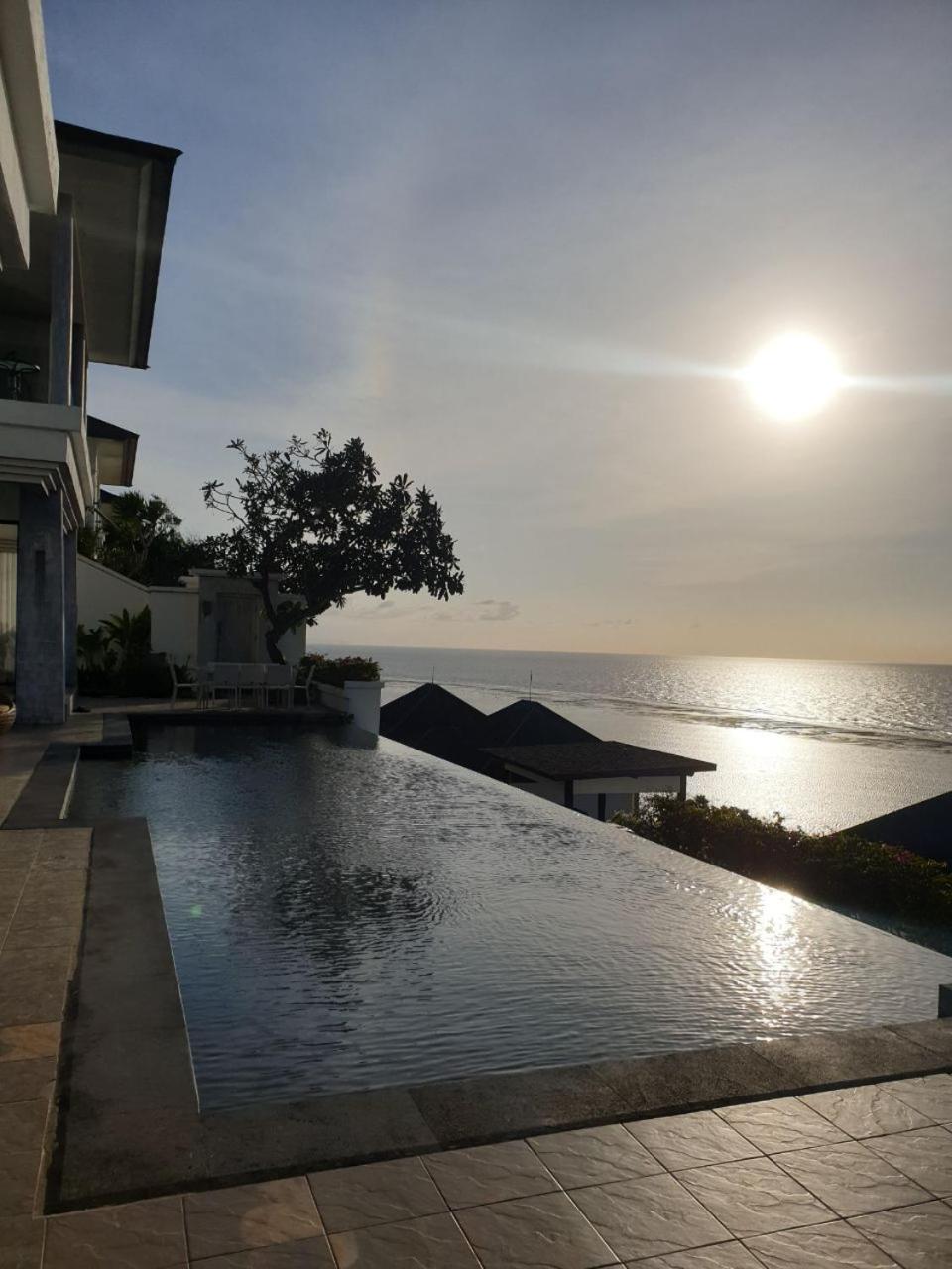 Nusa Dua Ocean View With Private Beach エクステリア 写真